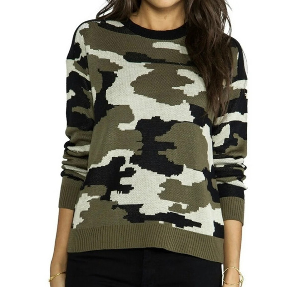 Generation Love, Ruby Army Green Camo Camouflage Pullover Sweater, Size Large - Picture 1 of 11